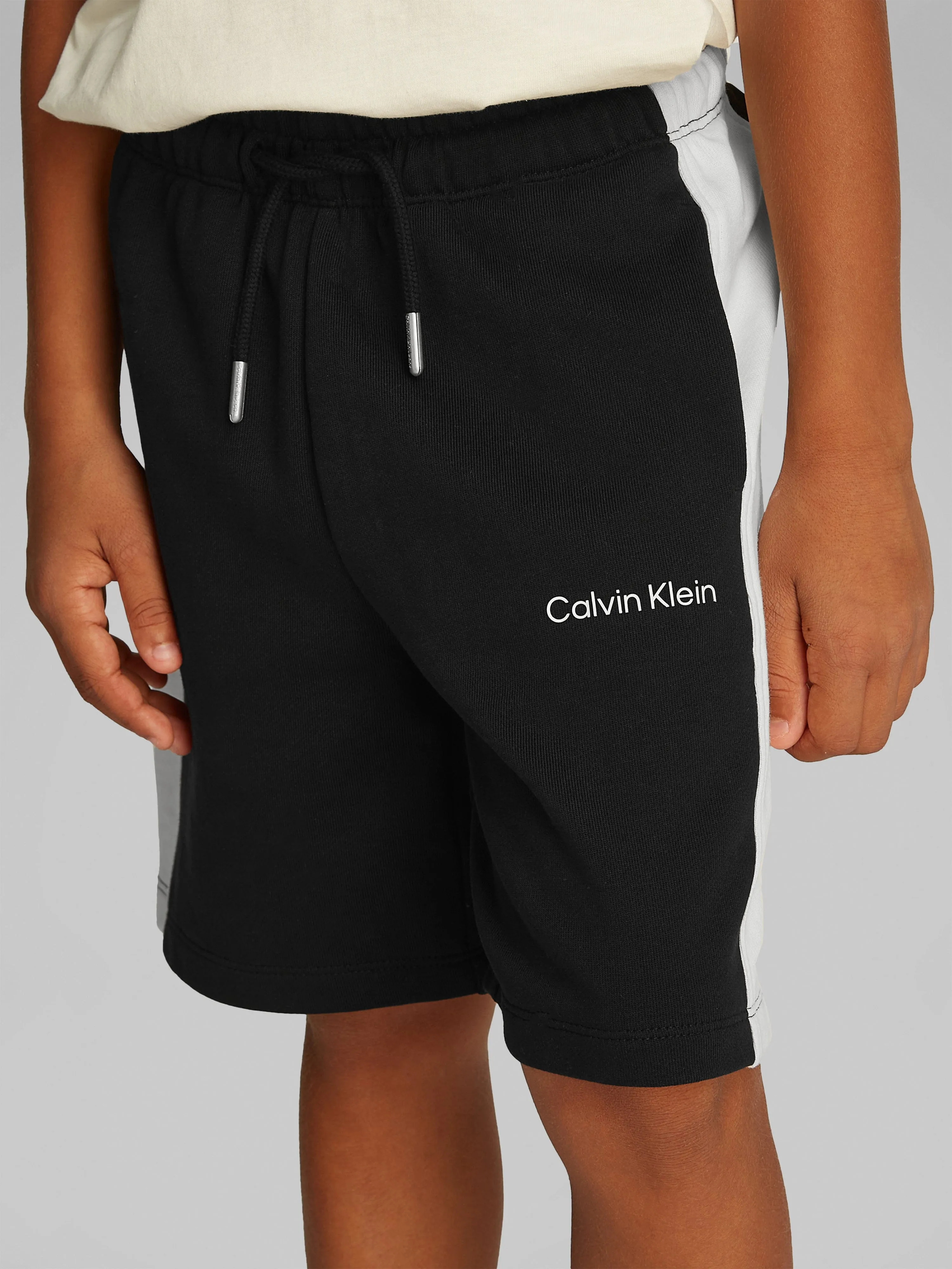 Boys Colourblock Relaxed Shorts in Black