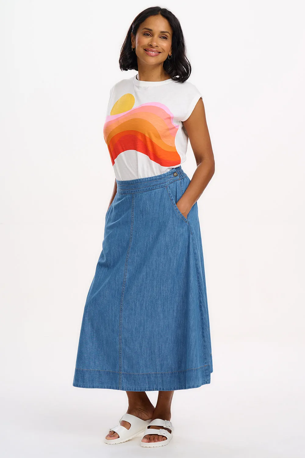 Chrissy Relaxed Tank T-Shirt - Off-White. Sunset Waves