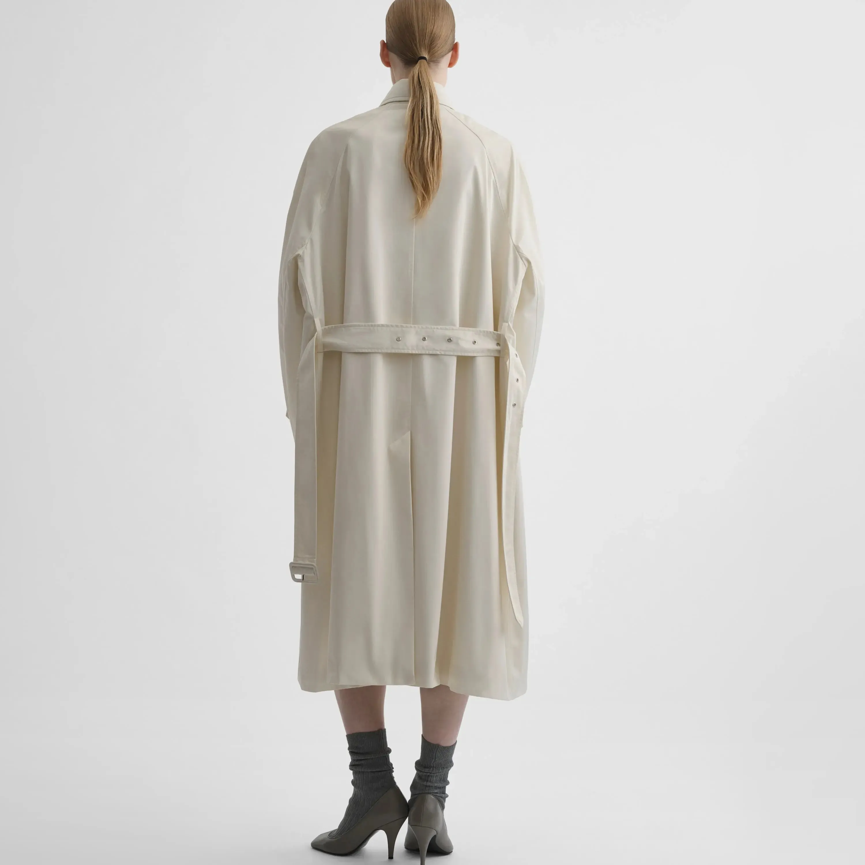 COMFY CAR COAT | white blonde technical twill