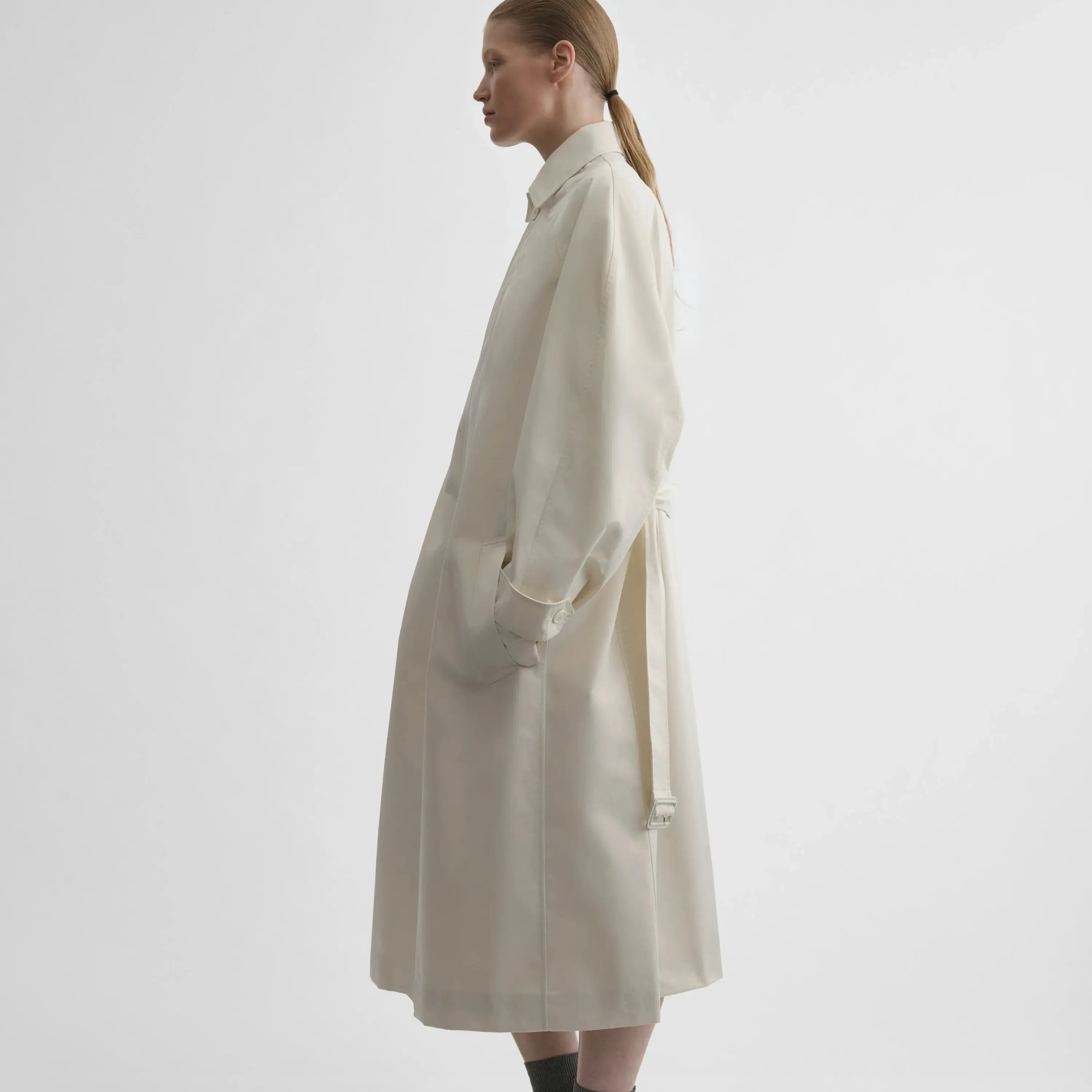 COMFY CAR COAT | white blonde technical twill
