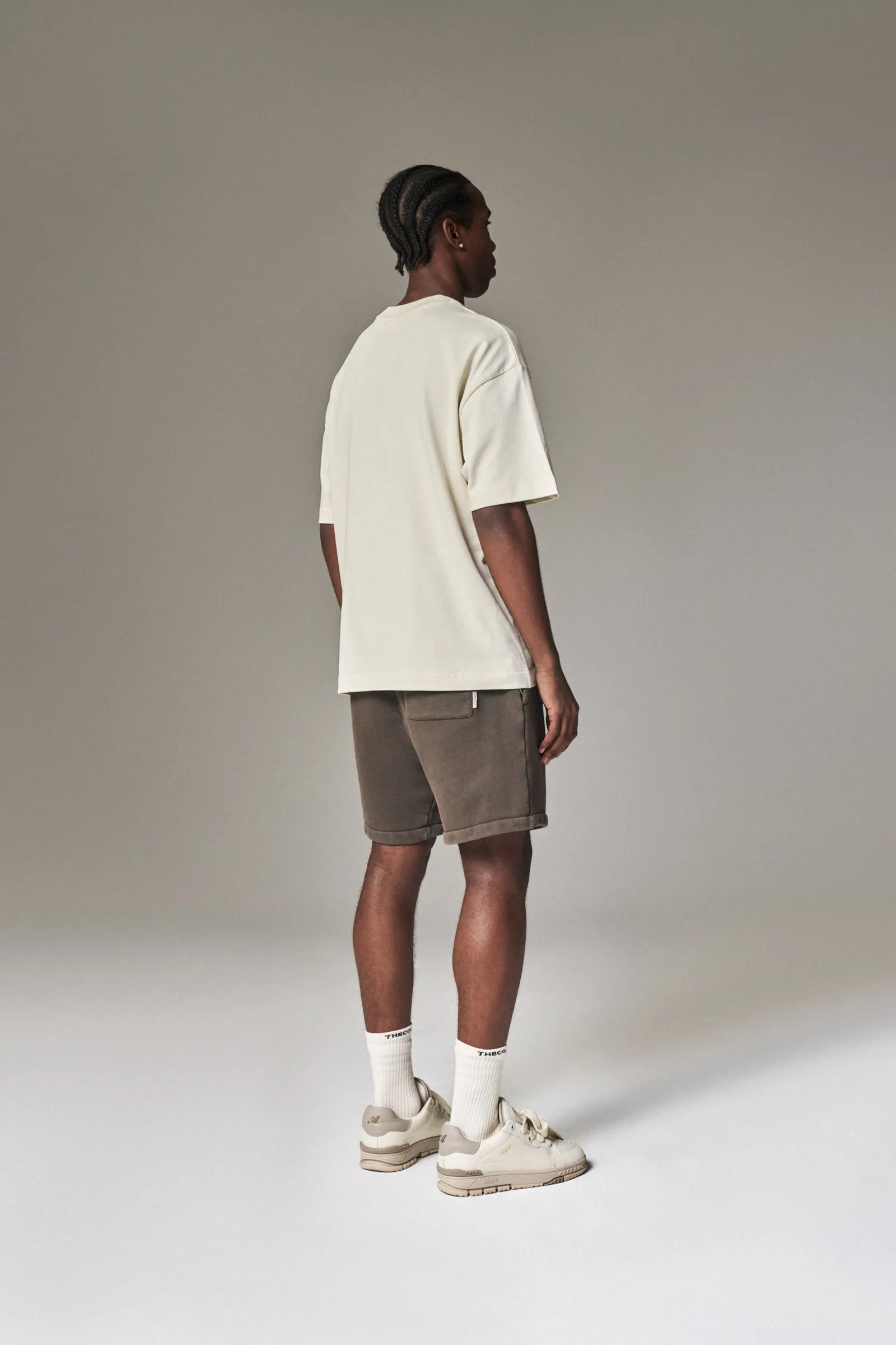 LAUNDERED CLASSICS SHORTS - BROWN