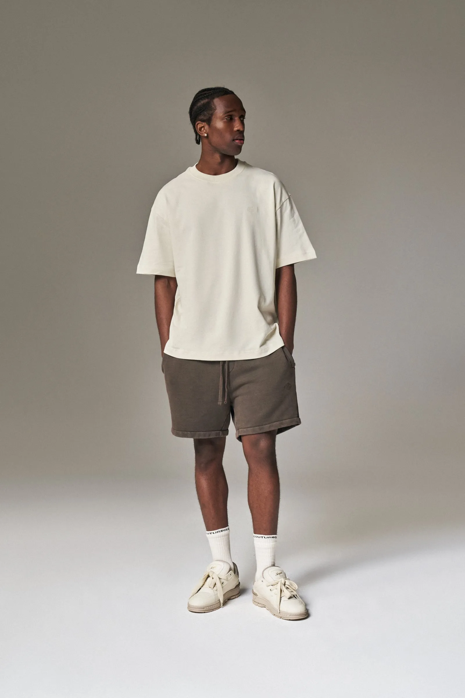 LAUNDERED CLASSICS SHORTS - BROWN