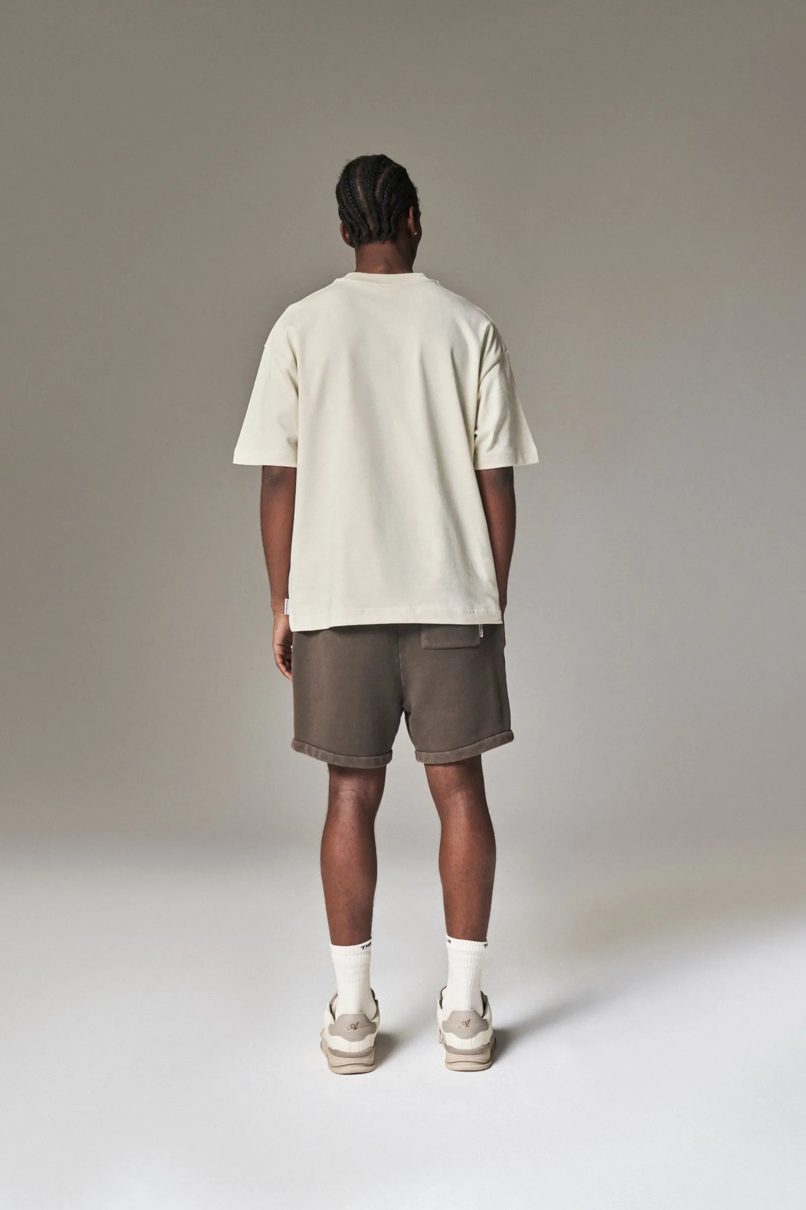 LAUNDERED CLASSICS SHORTS - BROWN