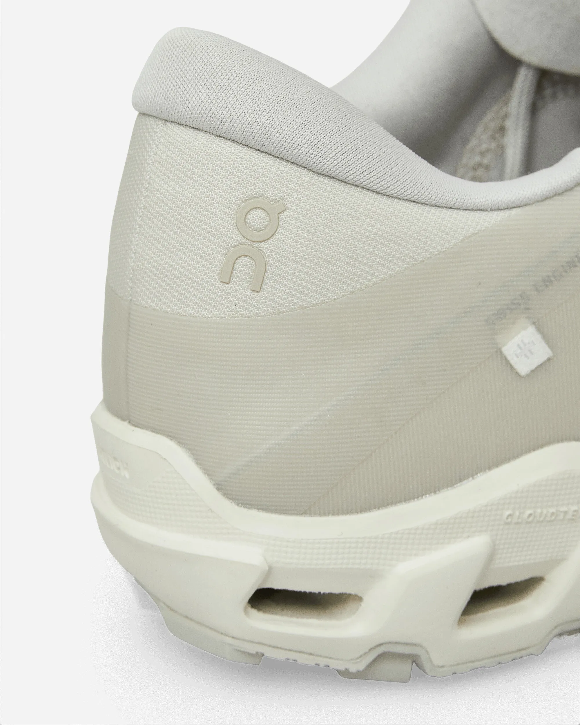 Men's POST ARCHIVE FACTION (PAF) Cloudventure Peak Sneakers Ice / Moondust