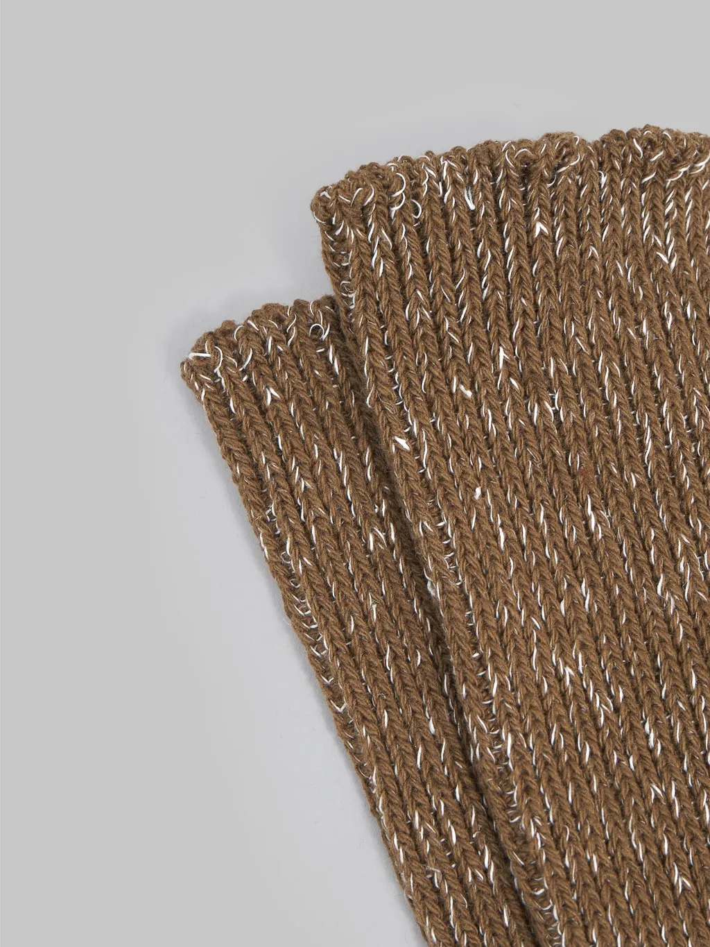 Nishiguchi Kutsushita Hemp Cotton Ribbed Socks Khaki