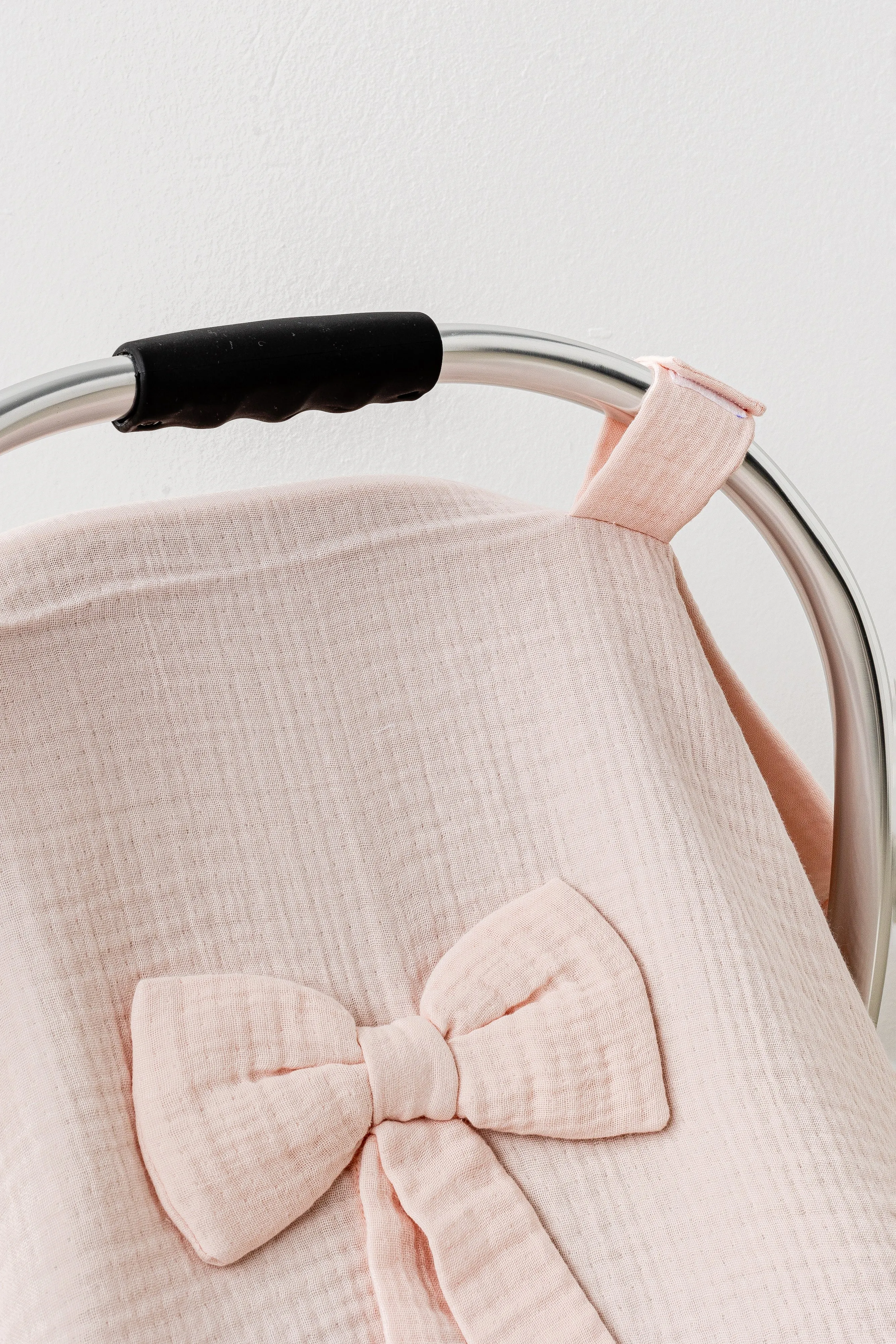 Pink Muslin Bow Car Seat Cover