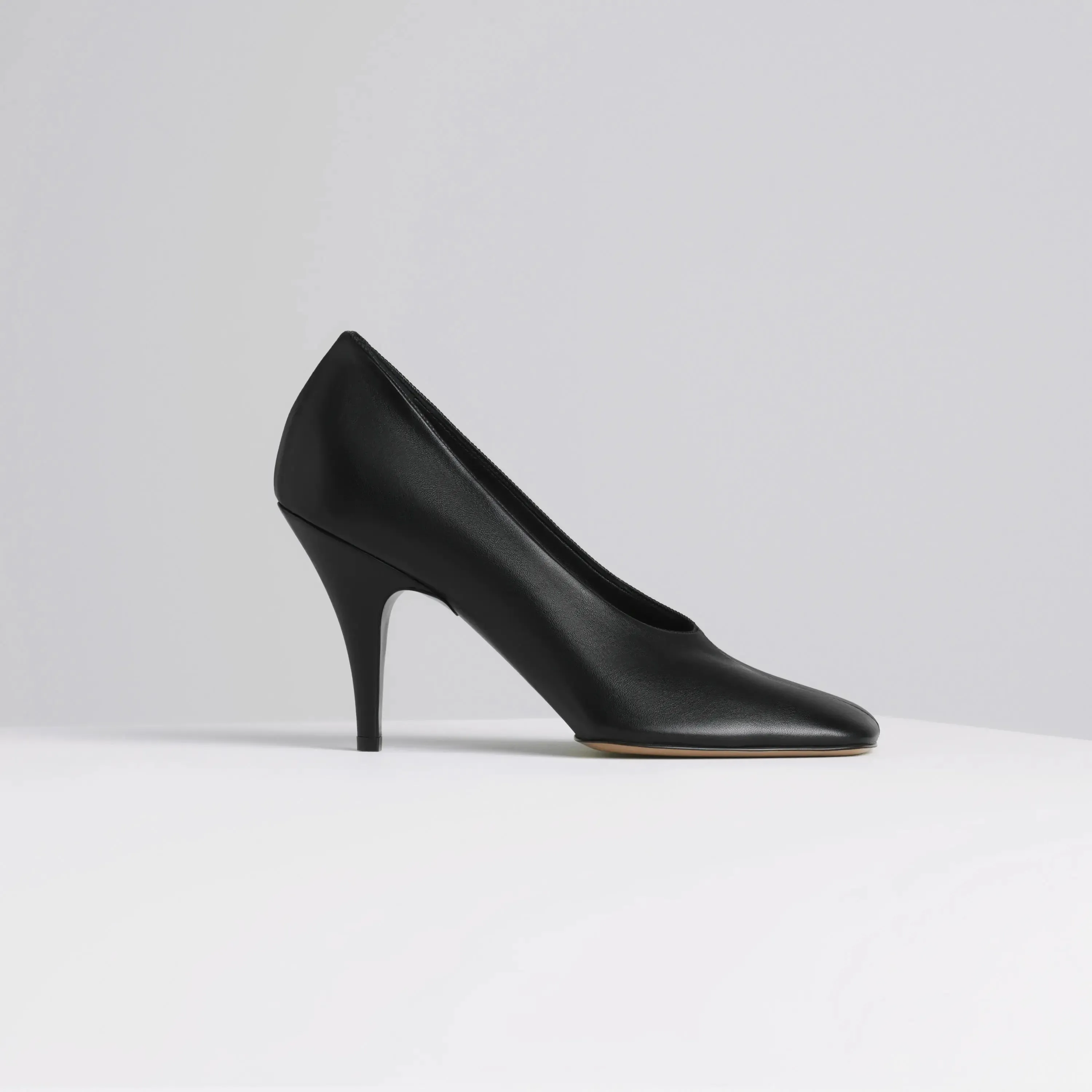 SOFT PUMP 90 | black leather