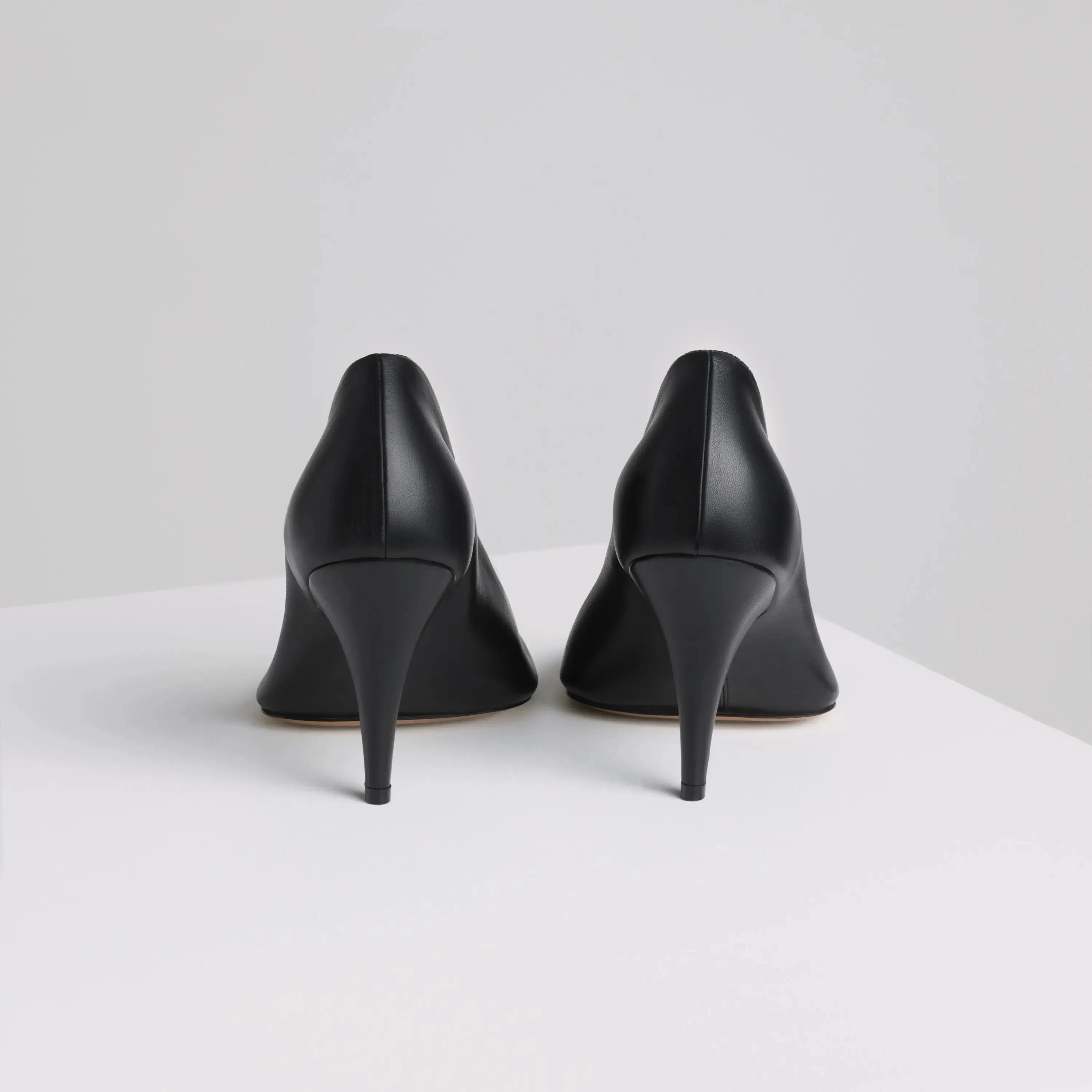 SOFT PUMP 90 | black leather