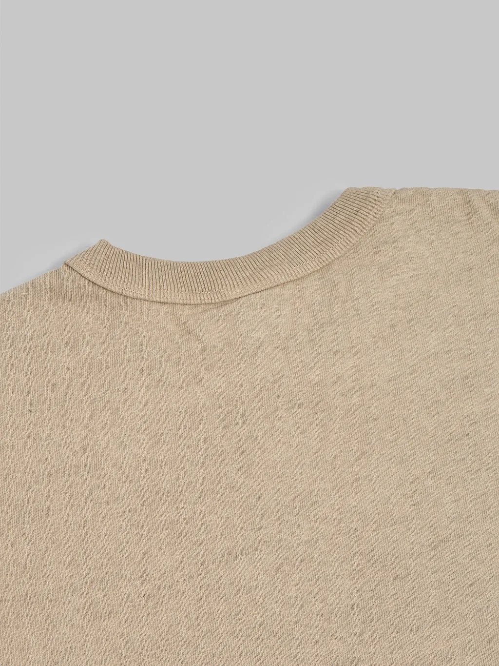 UES No.8 Slub Nep Long Sleeve T-Shirt Beige