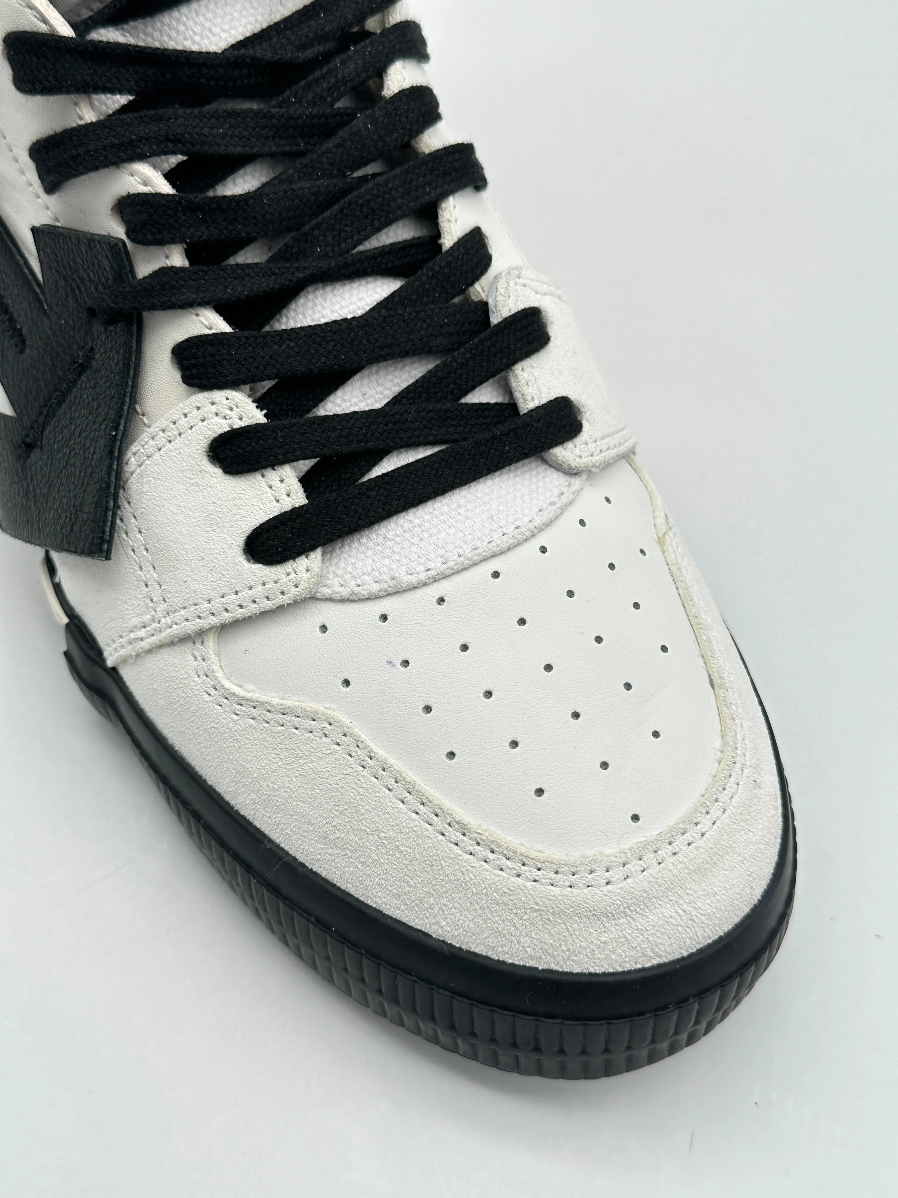 Vulcanized Sneakers Alte In Pelle