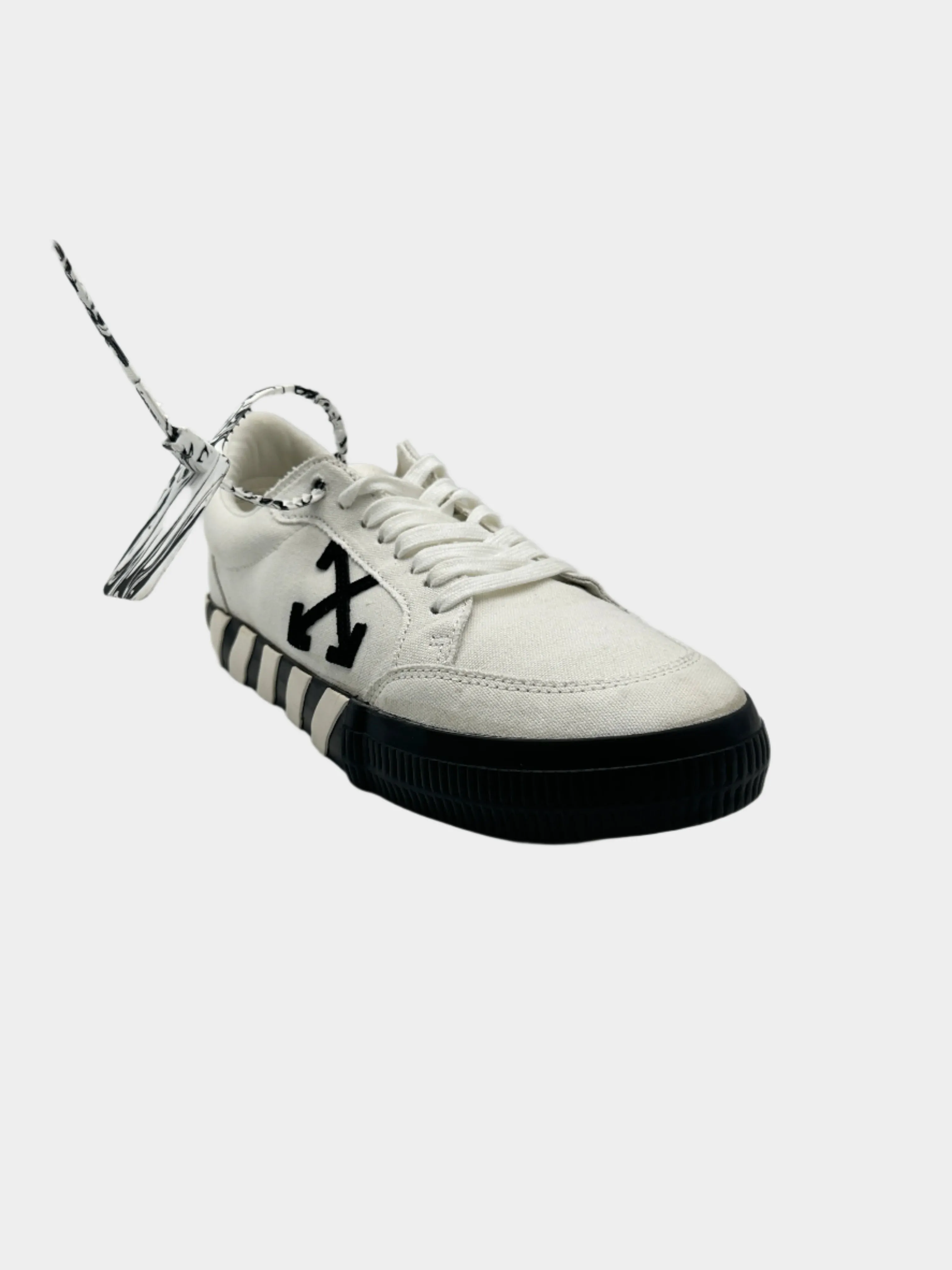 Vulcanized Sneakers In Tela