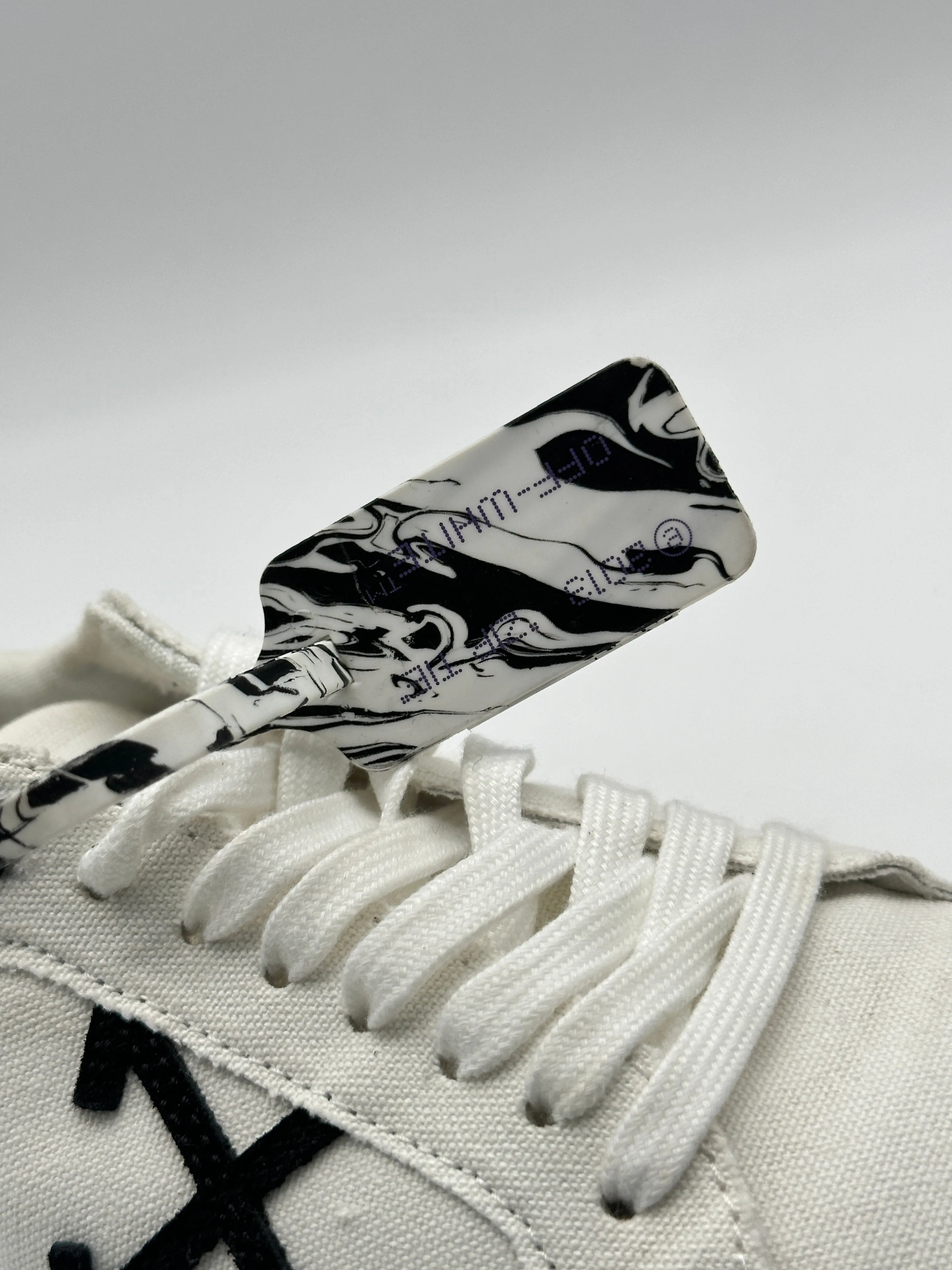 Vulcanized Sneakers In Tela
