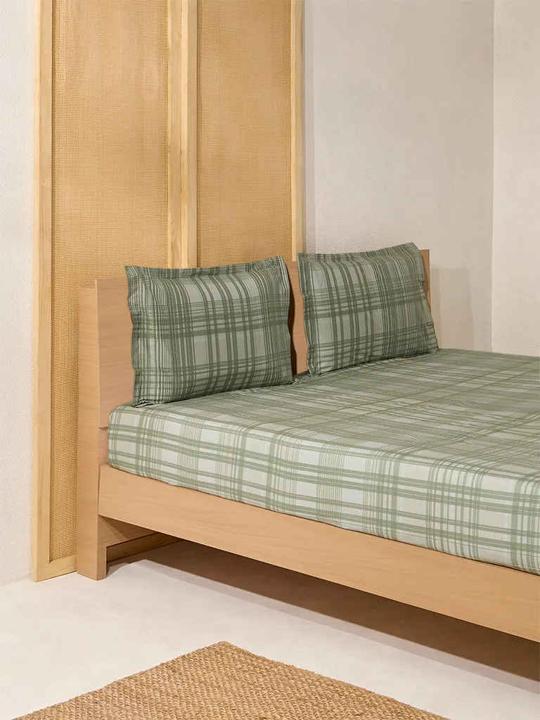 Westside Home Sage Checks Design Queen Bed Flat Sheet and Pillowcase Set