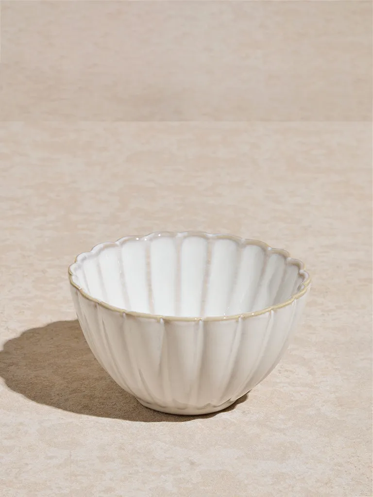 Westside Home White Scallop Design Serving Bowl - Small