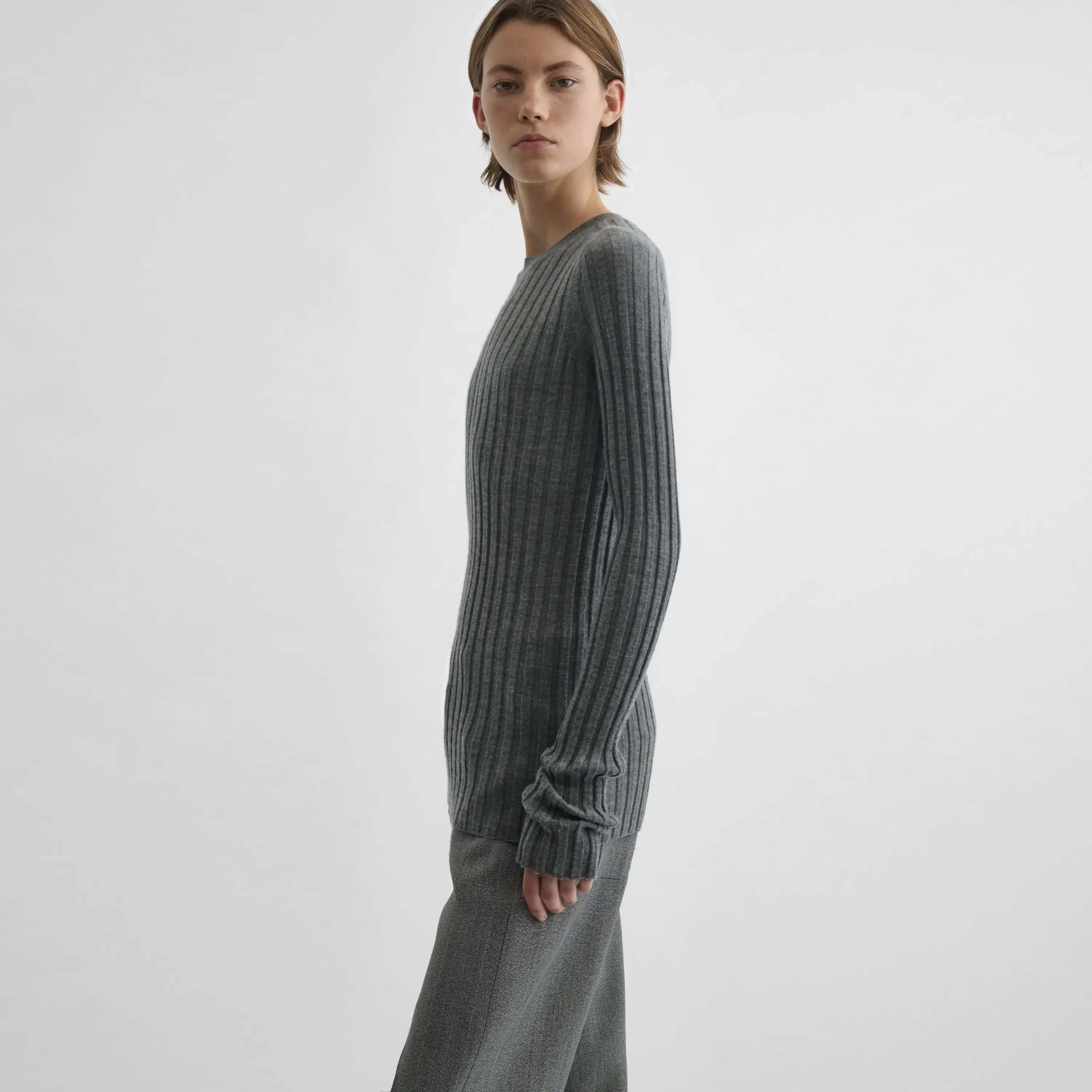 WIDE RIB CREWNECK | grey cashmere