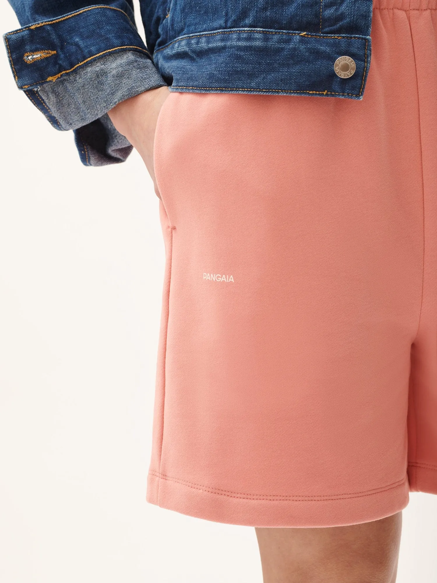 Womens 365 Midweight Mid Length Shorts—Dewy Rose